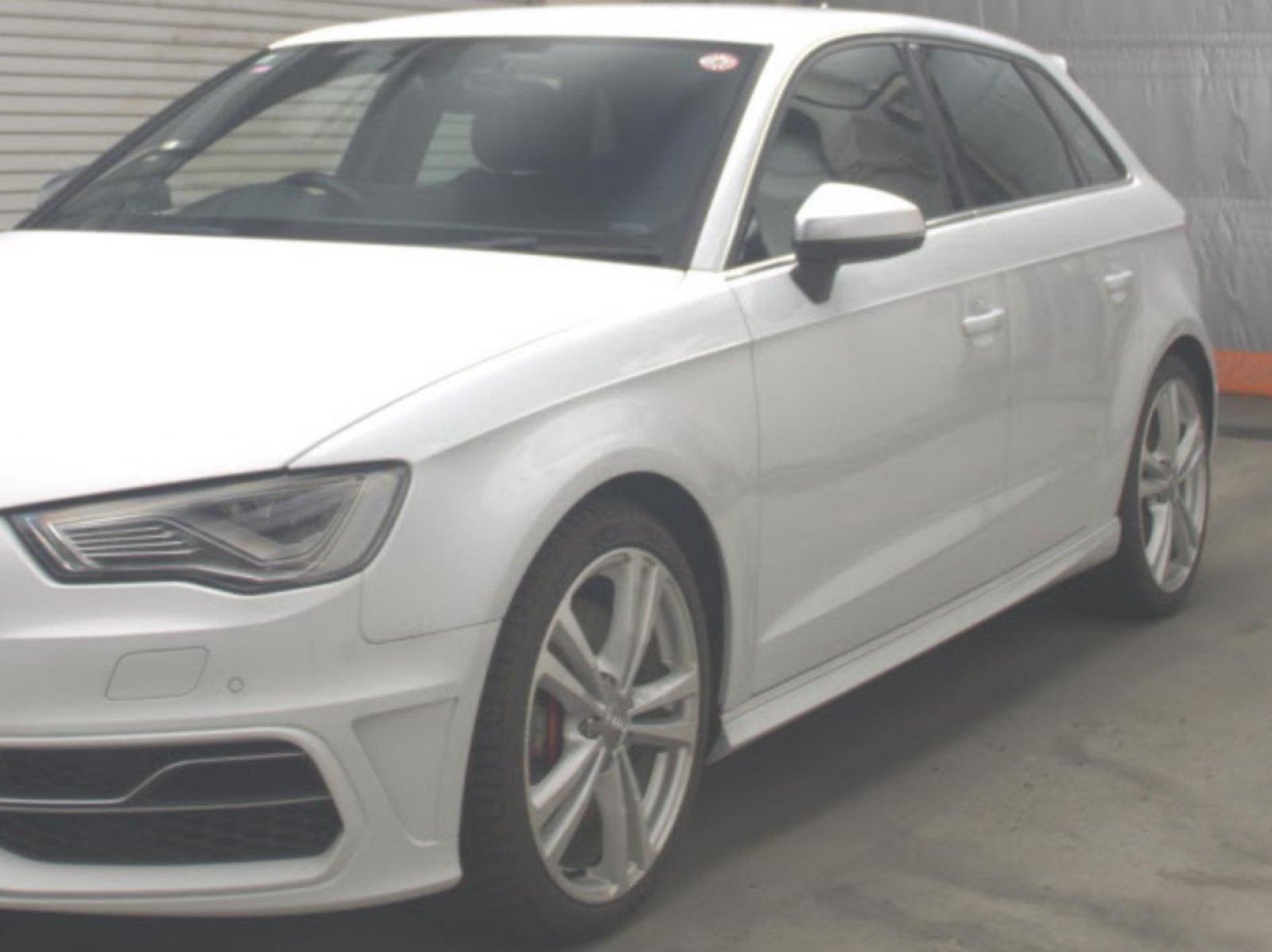 Audi S3 4WD SPORTBACK