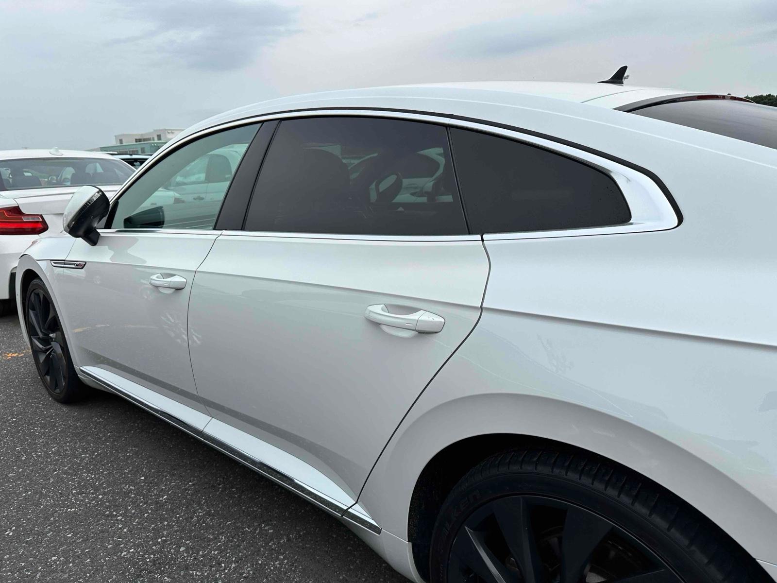 Volkswagen Arteon TSI 4MOTION R-LINE ADVANCE