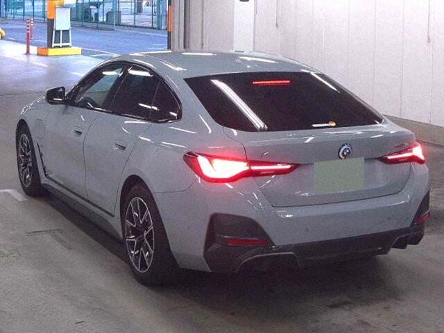 BMW i4 EDRIVE35 M-SPORT