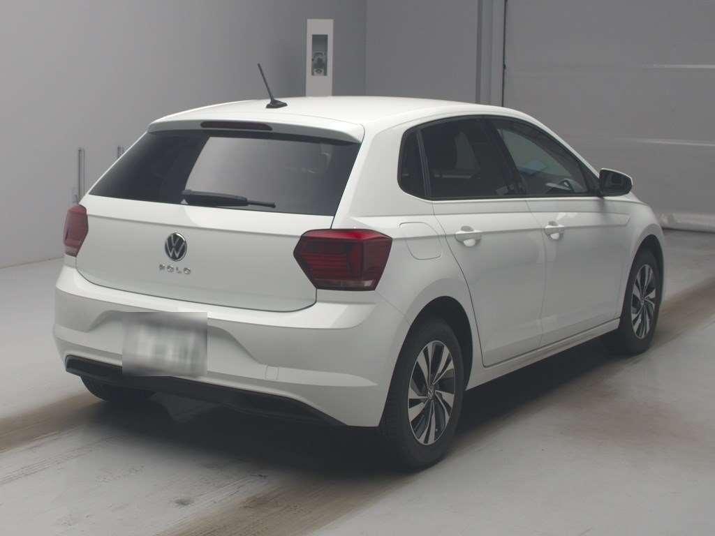 Volkswagen Polo TSIｺﾝﾌｫｰﾄﾗｲﾝ