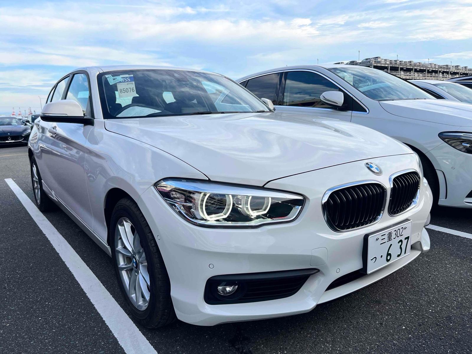 BMW 1 SERIES 5D 118I