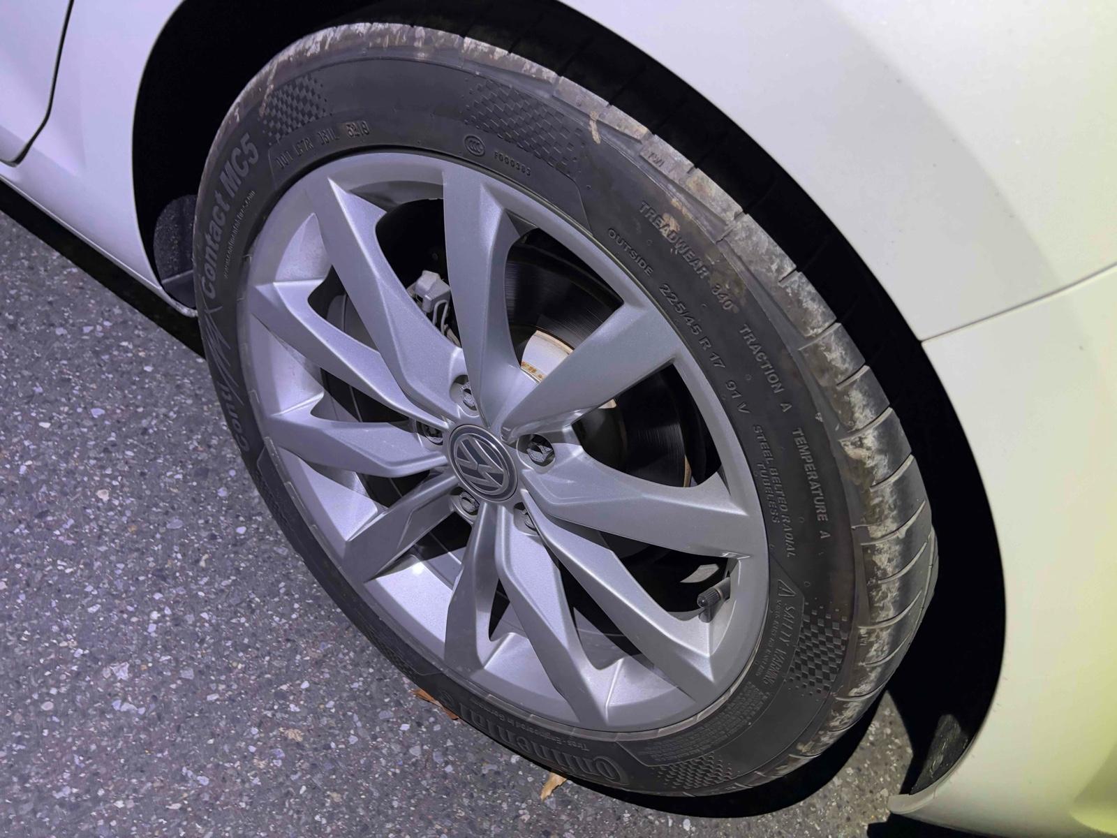 Volkswagen Golf HIGH LINE