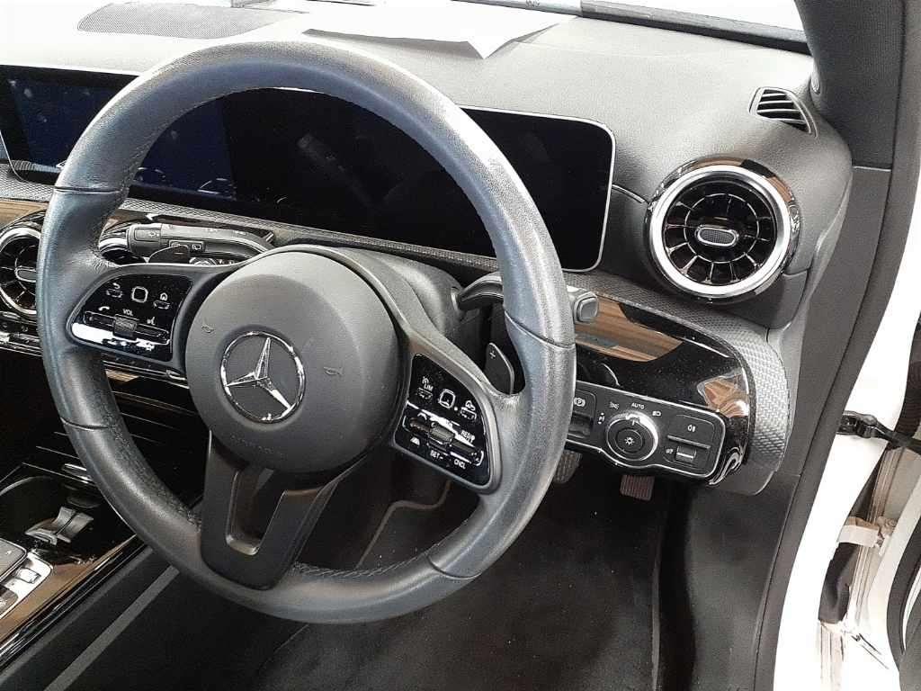Mercedes-Benz Benz Aｸﾗｽ A200d