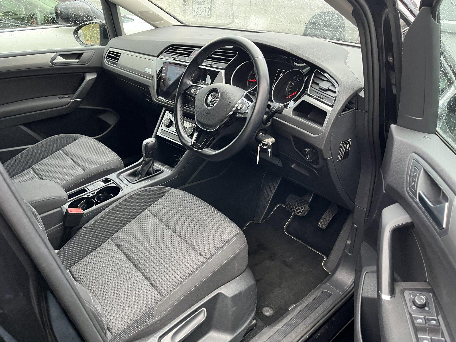 Volkswagen GOLF TOURAN TSI HIGH LINE