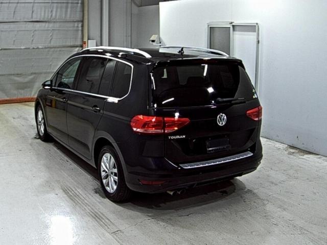 Volkswagen GOLF TOURAN TSI HIGH LINE