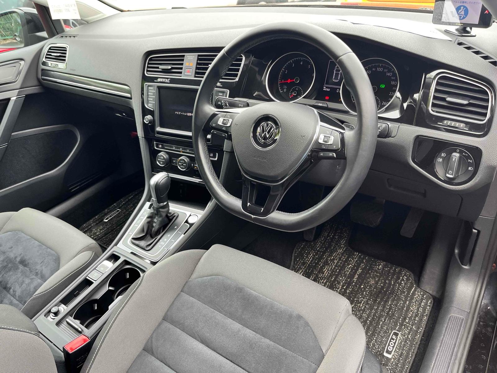 Volkswagen Golf TSI HIGH LINE BLUE MOTION