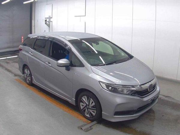 Honda Shuttle HYBRID HONDA SENSING