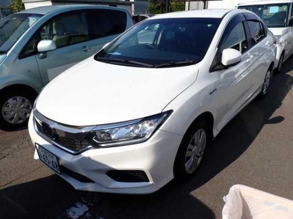 Honda Grace HYBRID DX