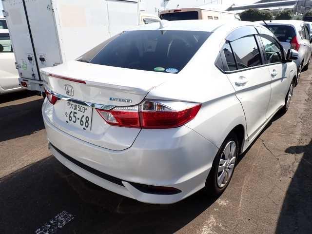 Honda Grace HYBRID DX