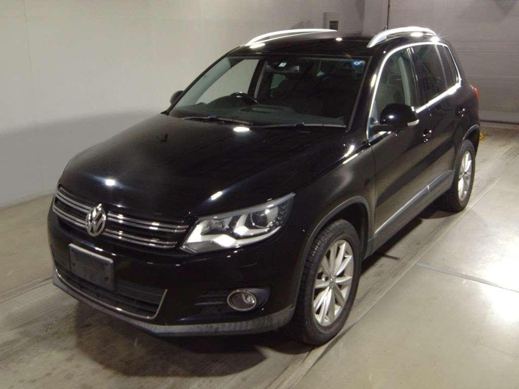 Volkswagen Tiguan TSI BLUE MOTION TECHNO ROJI-