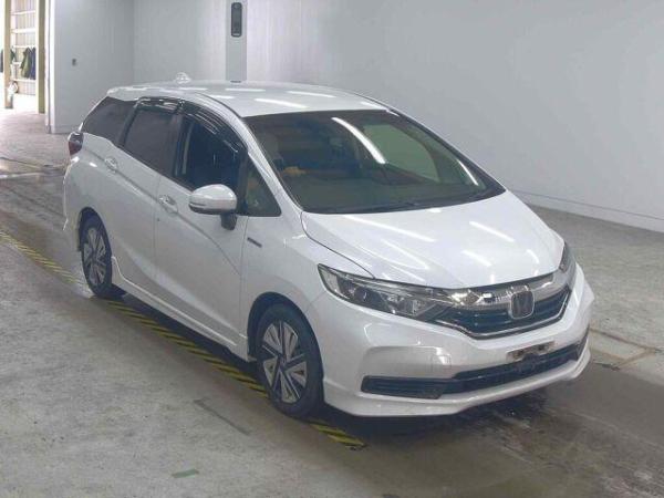 Honda Shuttle HYBRID HONDA SENSING