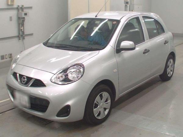 Nissan MARCH S