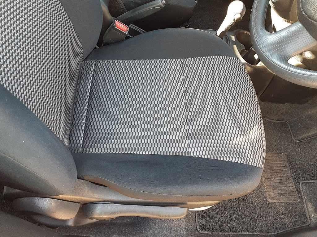 Nissan MARCH S