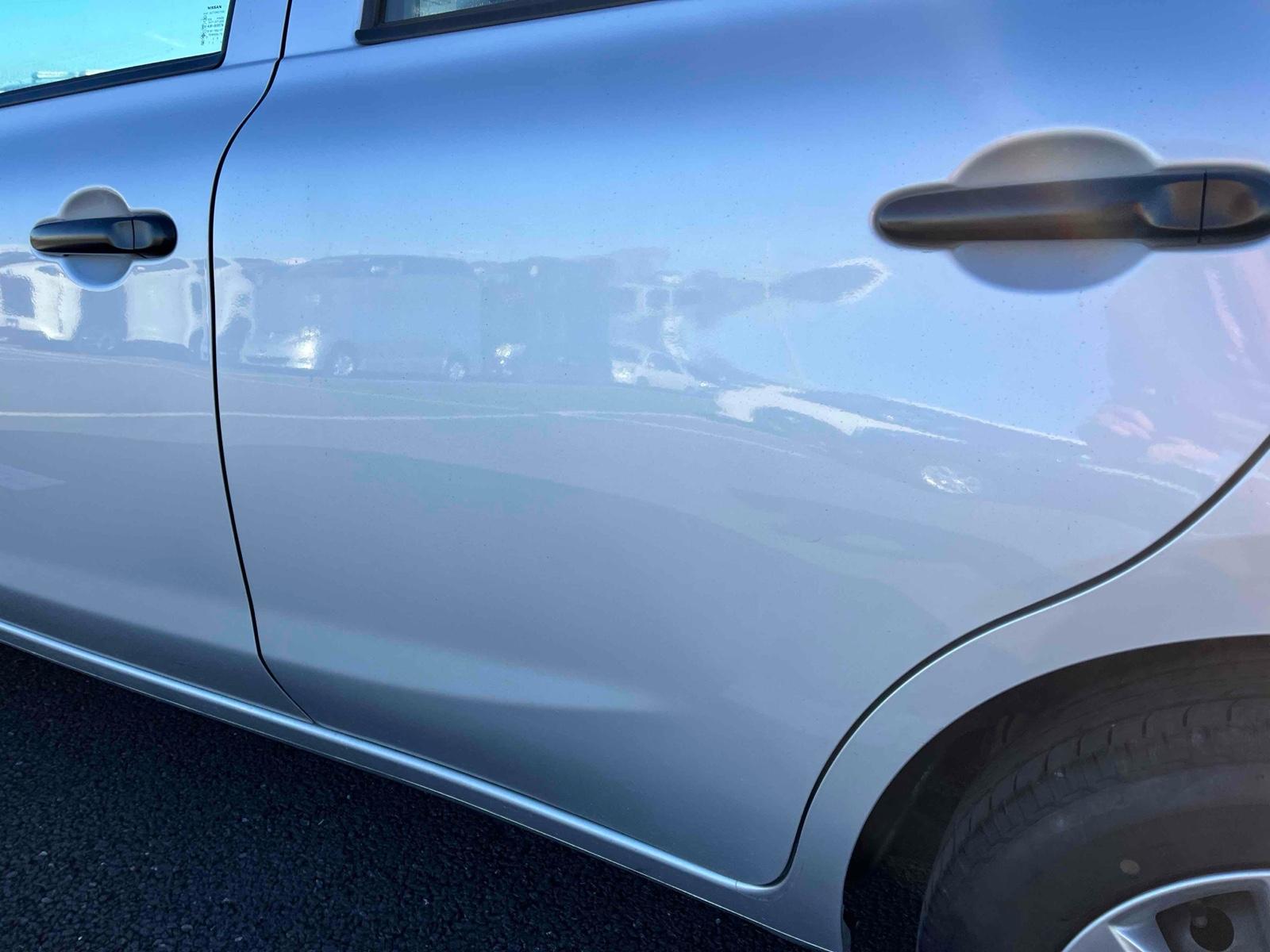 Nissan MARCH S