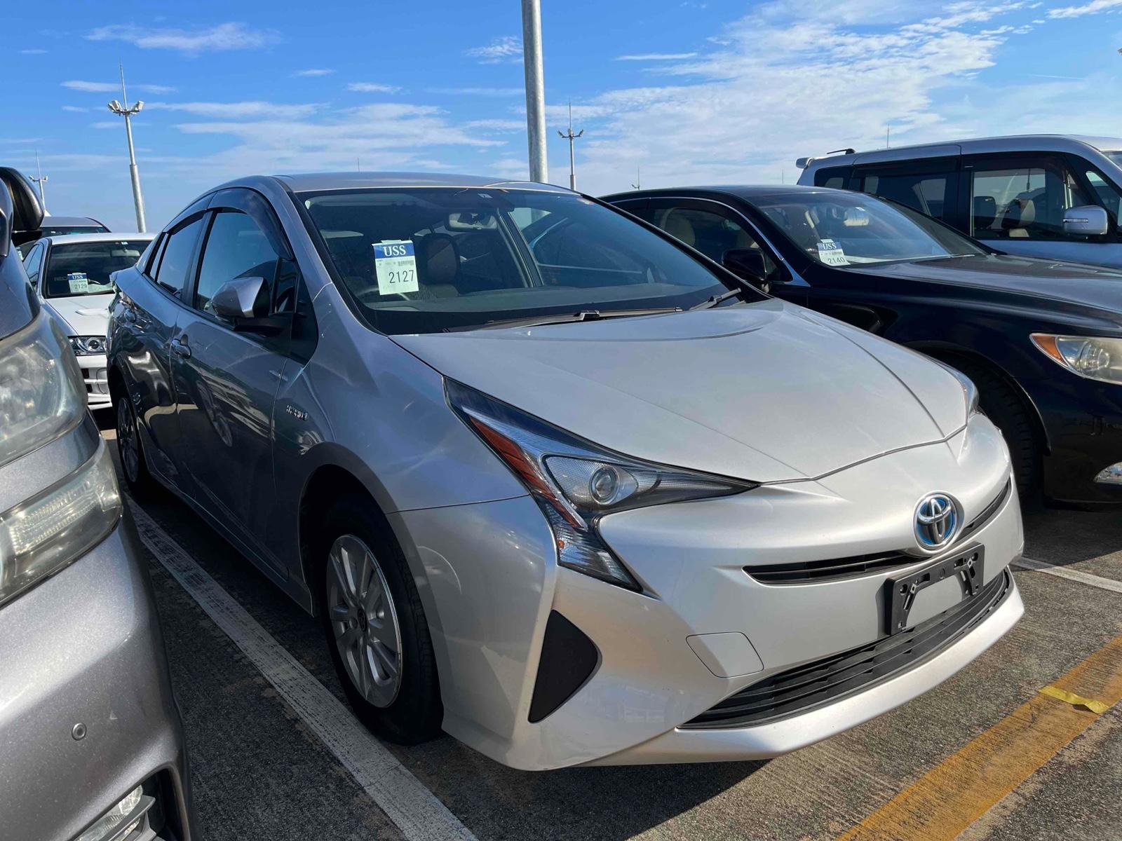 Toyota Prius  E