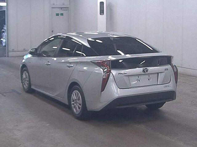 Toyota Prius  E