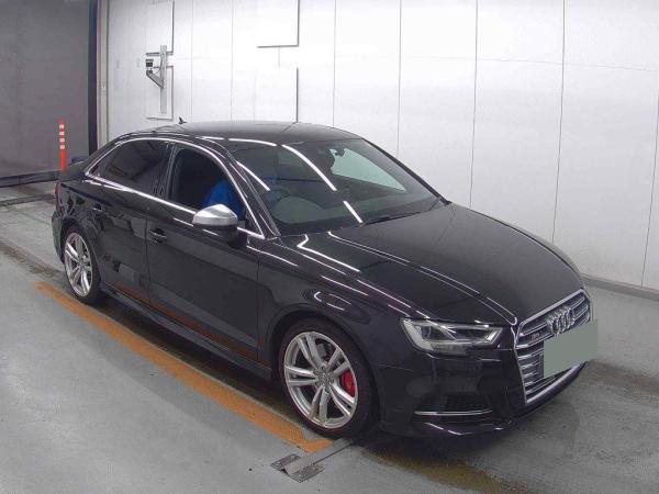 Audi S3 SEDAN 2.0