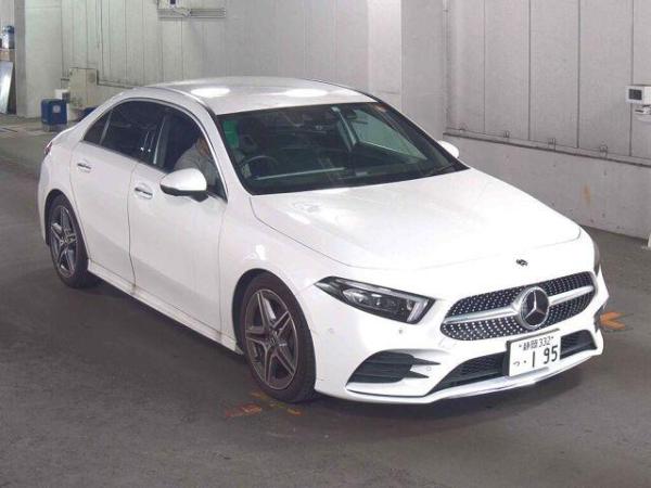 Mercedes-Benz A-class Sedan A200D SEDAN AMG LINE