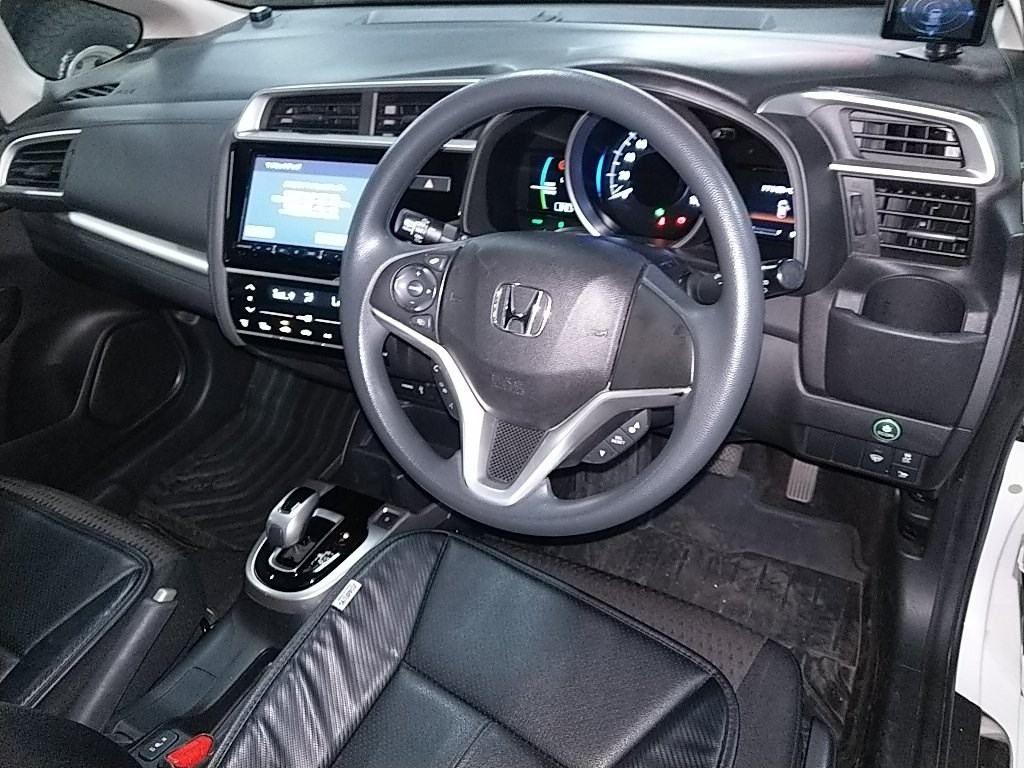 Honda Fit HYBRID F COMFORT ED