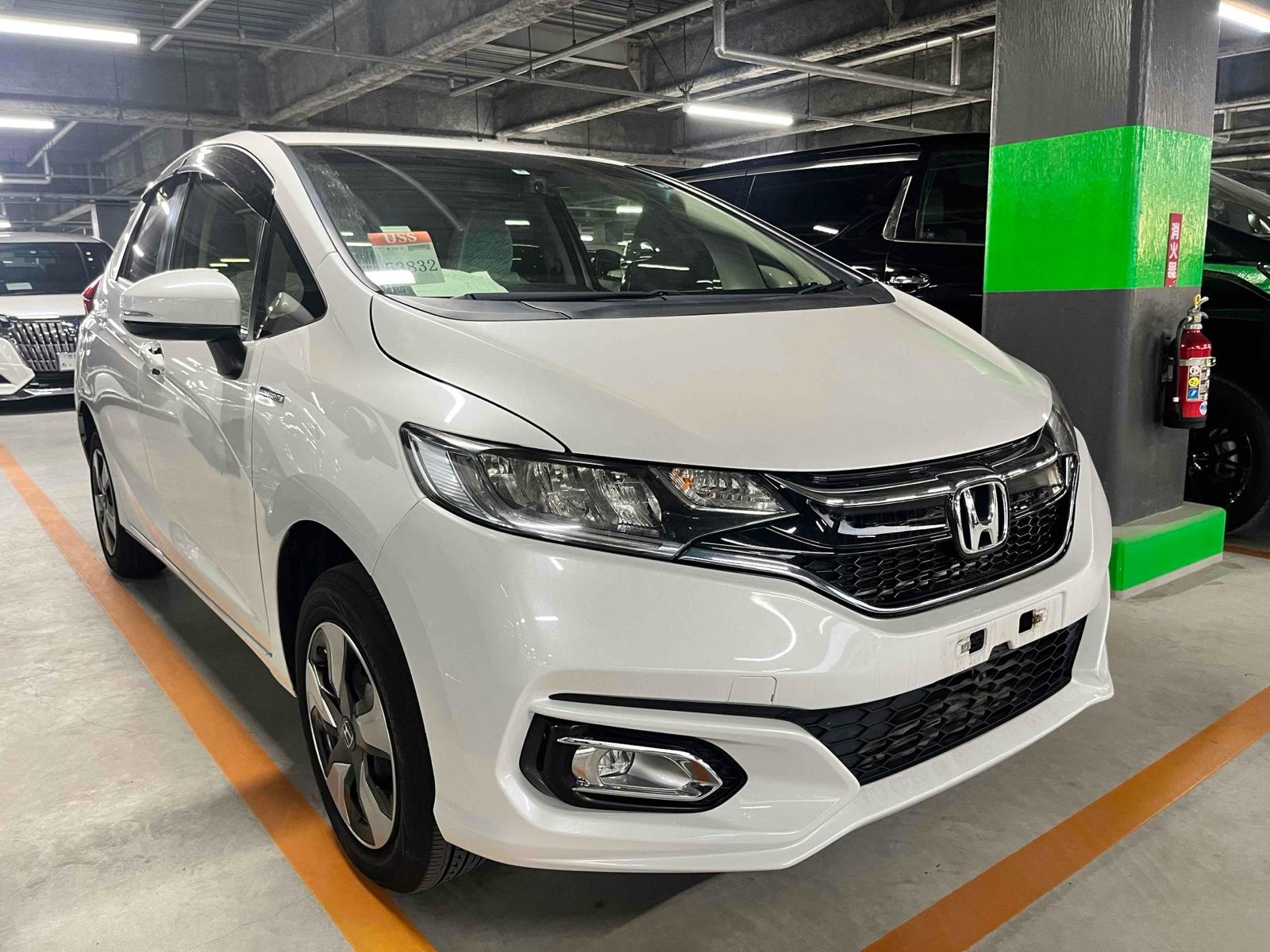 Honda Fit HYBRID F COMFORT ED