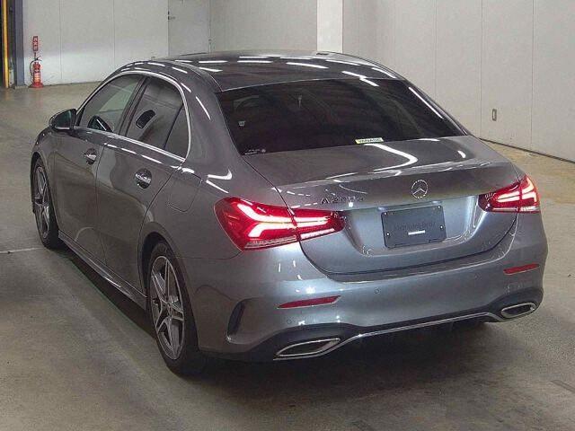Mercedes-Benz A-class Sedan A200D SEDAN AMG LINE