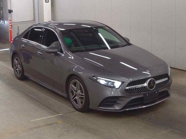 Mercedes-Benz A-class Sedan A200D SEDAN AMG LINE