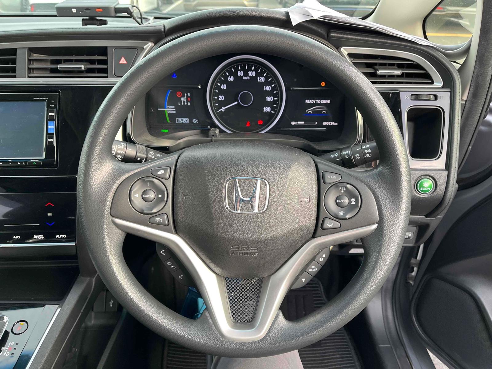 Honda Shuttle HV HONDA SENSING