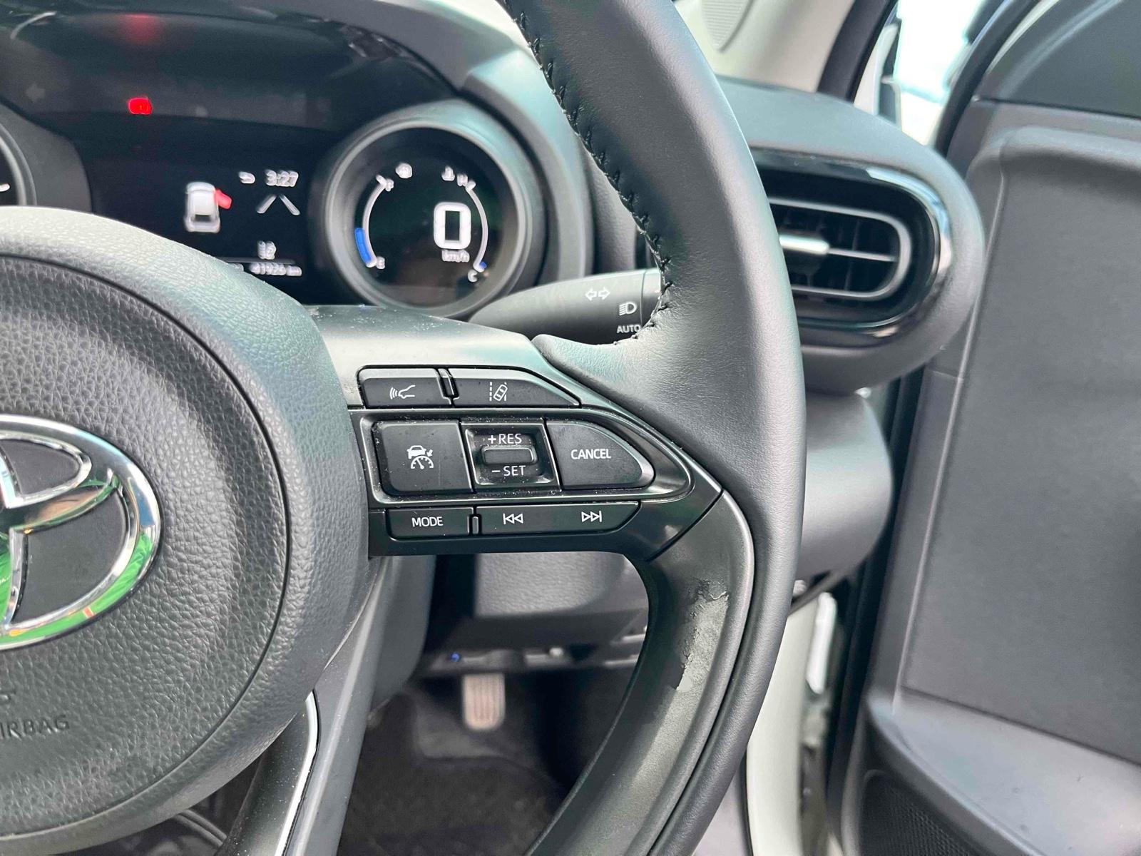 Toyota Yaris Cross HYBRID G