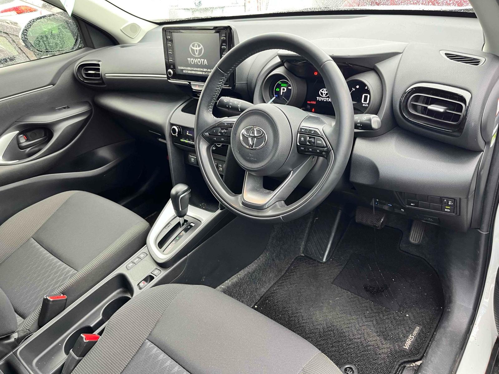 Toyota Yaris Cross HYBRID G