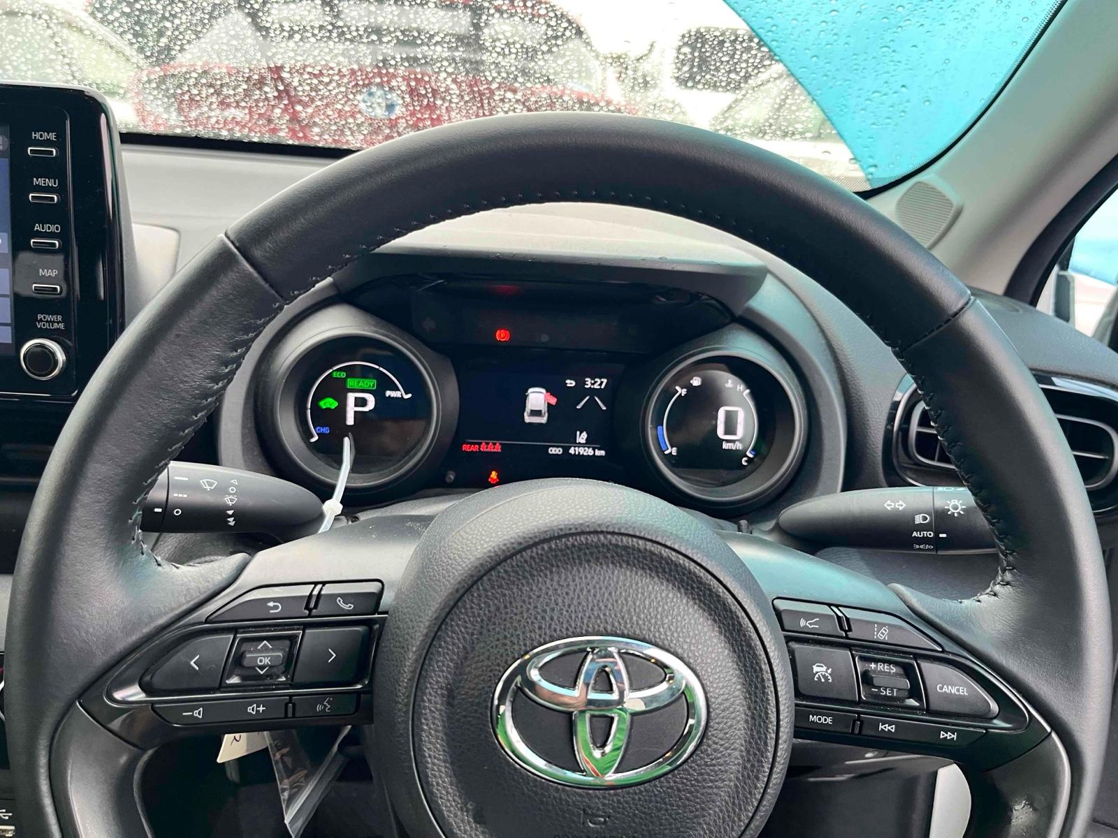 Toyota Yaris Cross HYBRID G