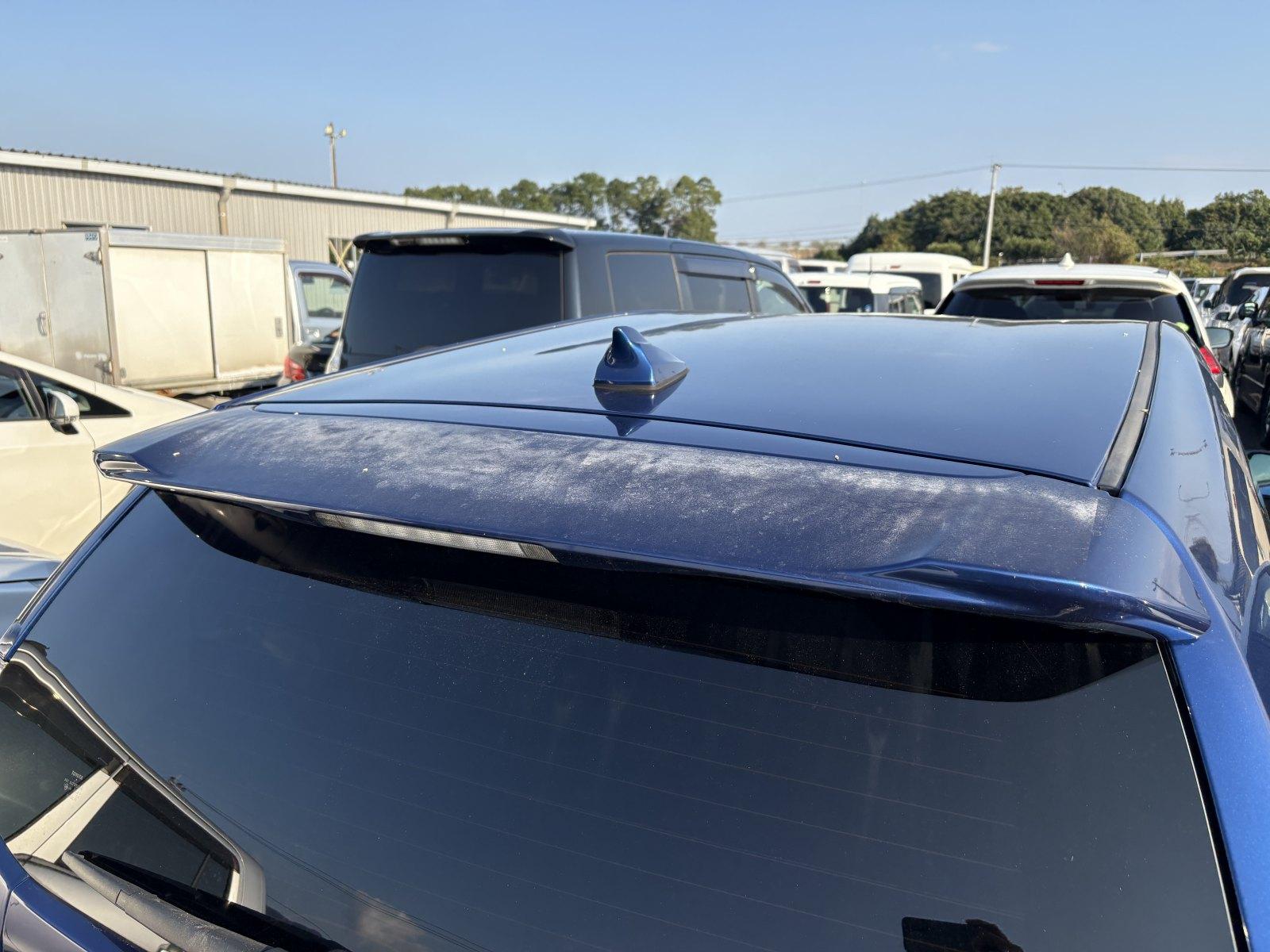 Toyota Prius ALPHA G TOURING SELECTION