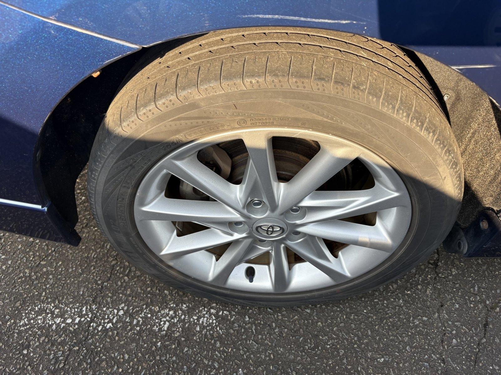 Toyota Prius ALPHA G TOURING SELECTION