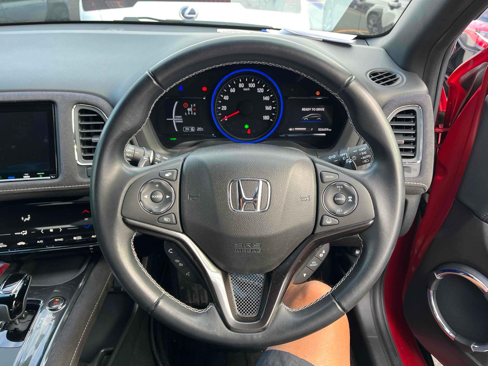 Honda VEZEL HYBRID RSHONDA SENSING