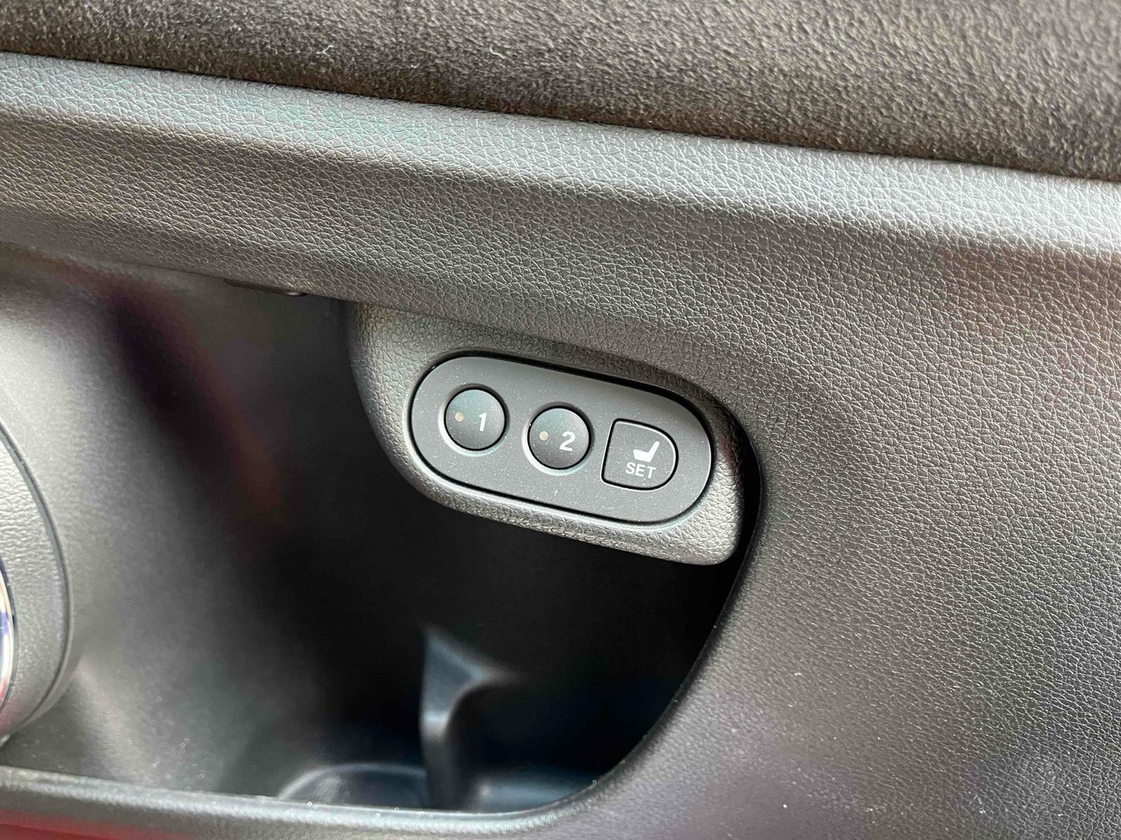 Honda VEZEL HYBRID RSHONDA SENSING