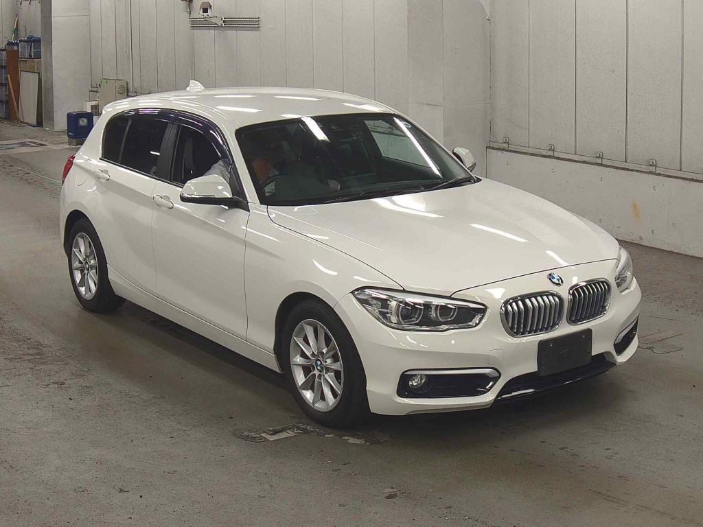 BMW 1 Series 5d 118I STYLE