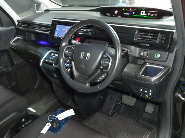 Honda Stepwagon Spada SPADA HYBRID G?HONDA SENSING