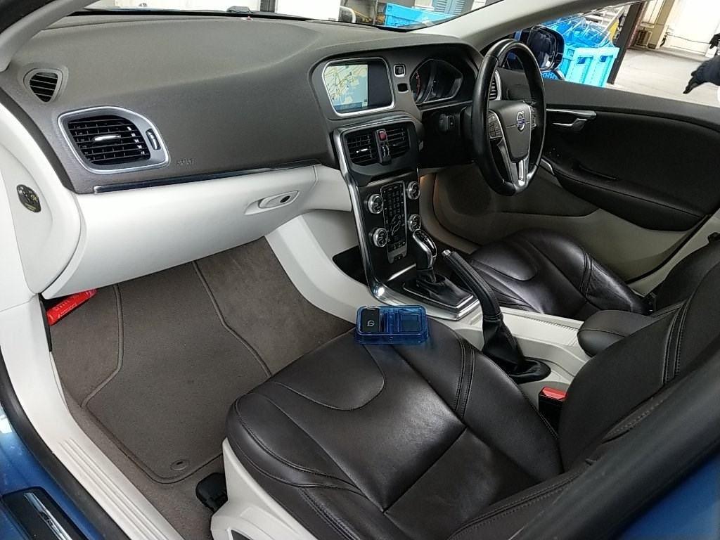 Volvo V40 T4 SE