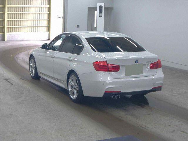 BMW 3 Series 4d 320D M SPORT