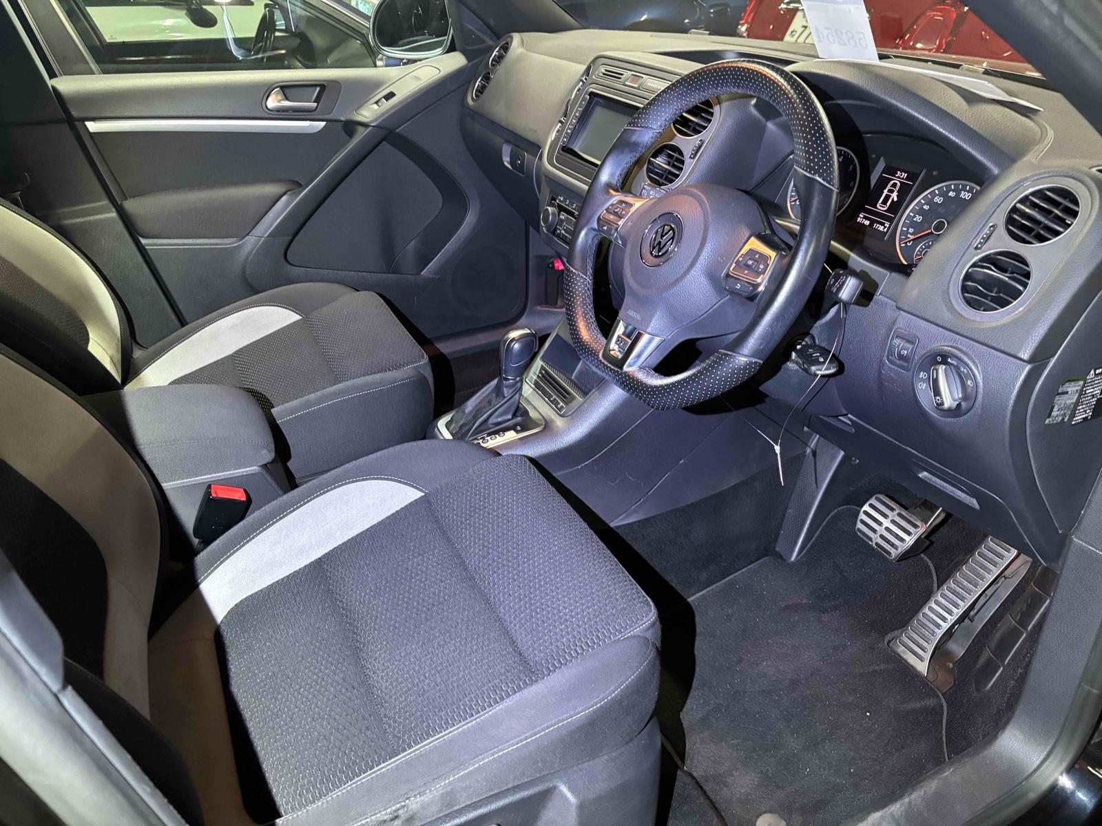 Volkswagen Tiguan TSI BLUEMOTION TECHNOLOGY R-LI