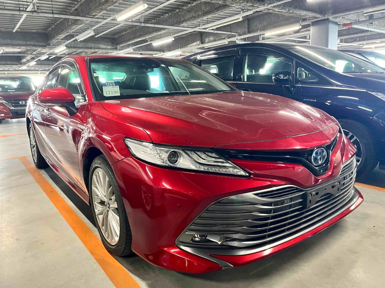 Toyota Camry G LEATHER PACKAGE