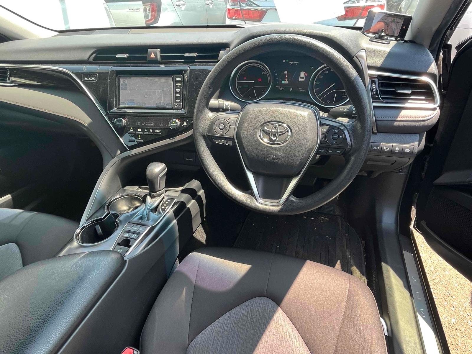 Toyota Camry  X