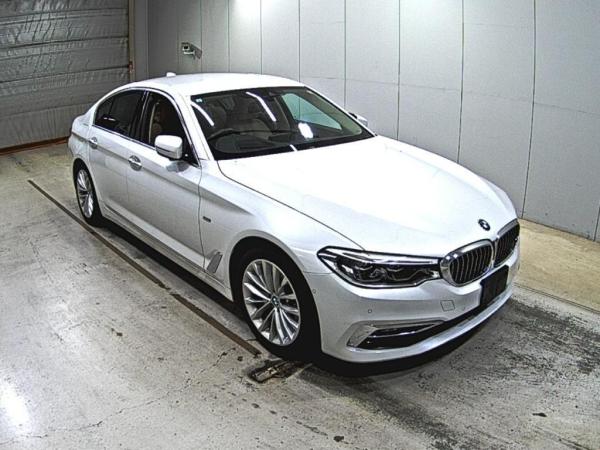 BMW 5 Series 523d Luxury