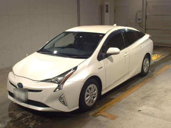 Toyota Prius  S SAFETY PLUS