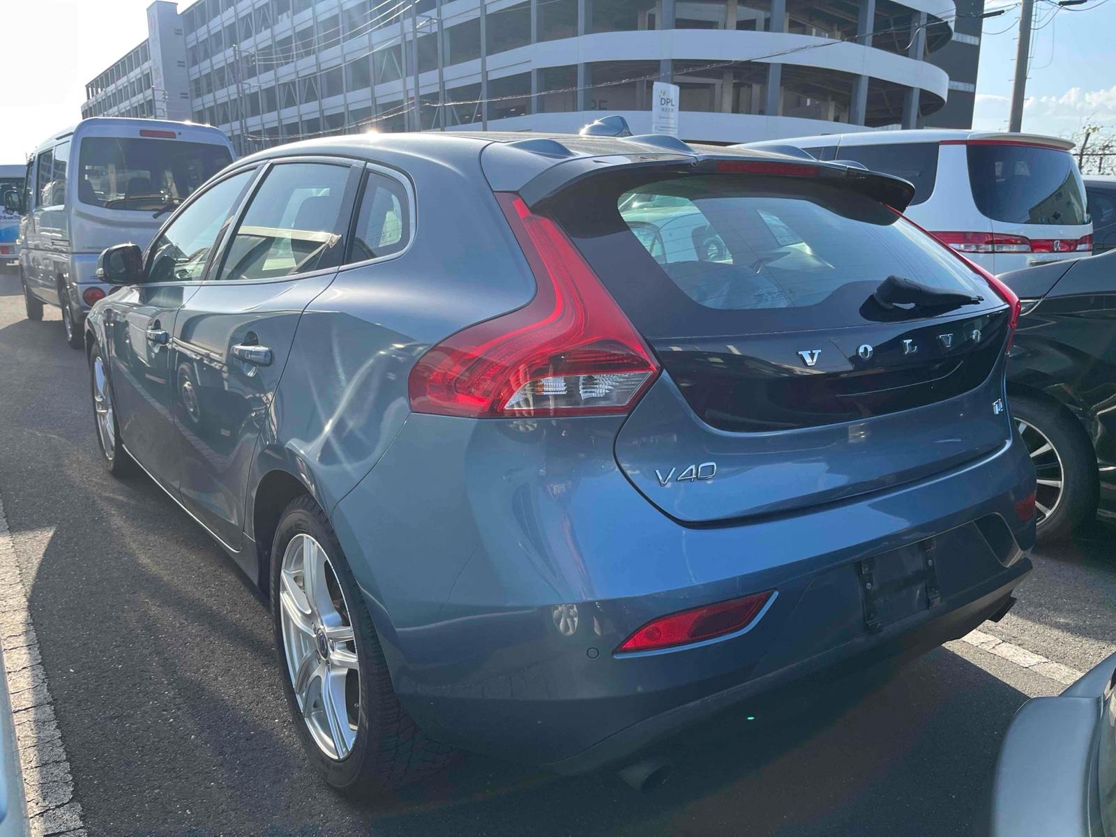 Volvo V40 T4 SE