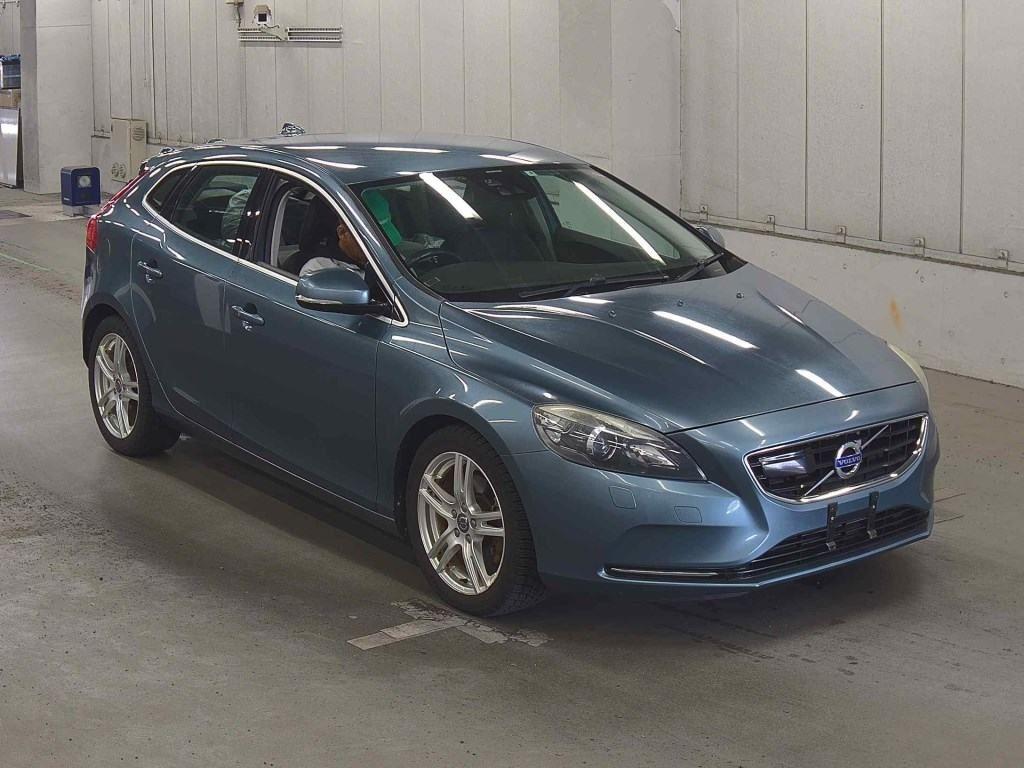 Volvo V40 T4 SE
