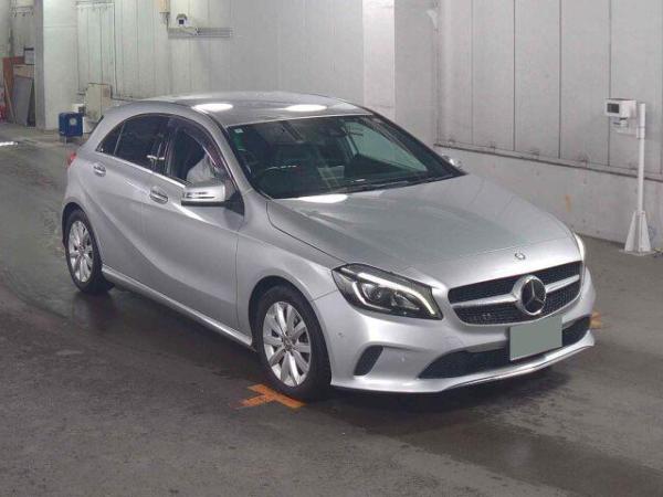 Mercedes-Benz A-class A180