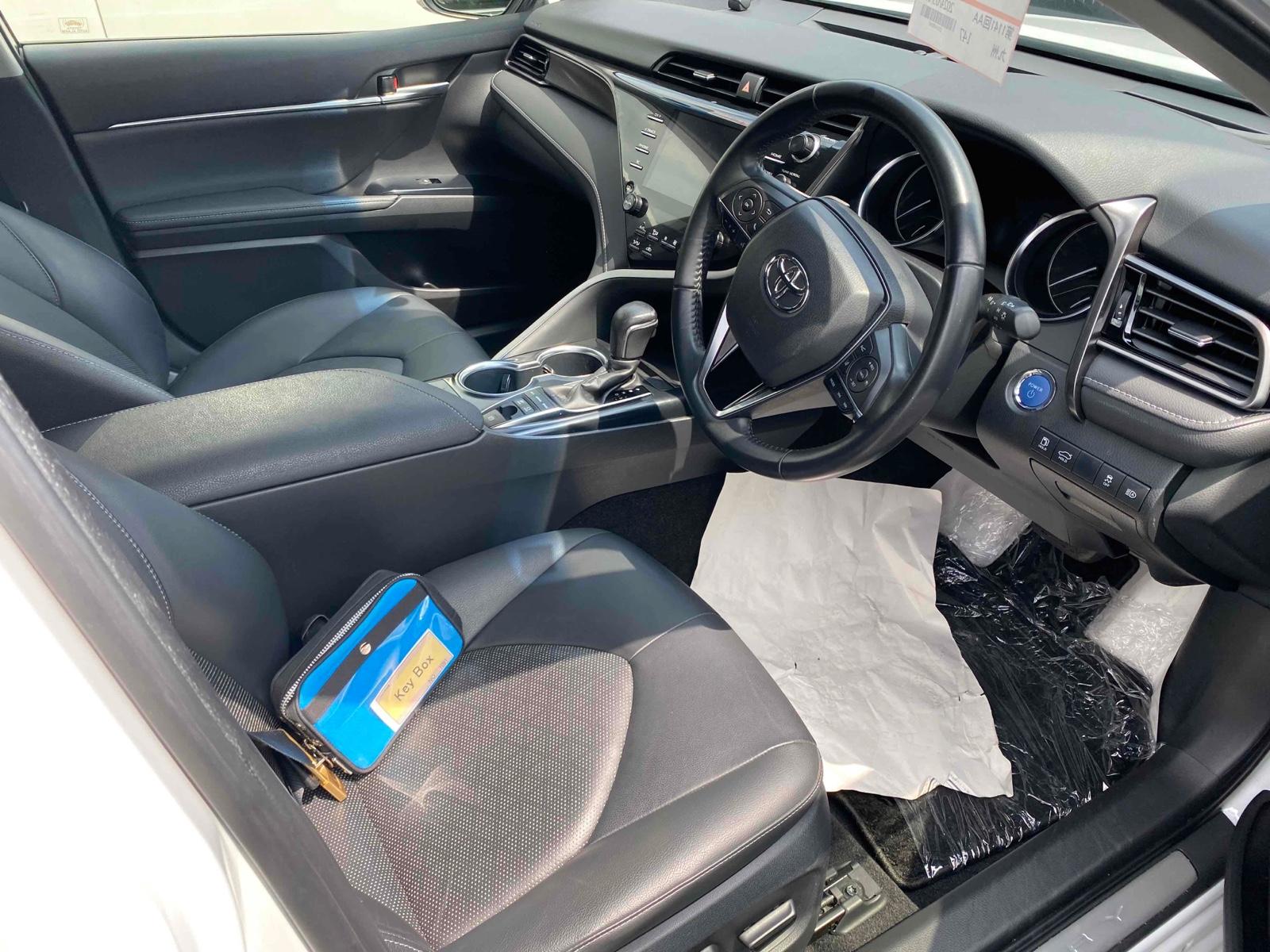 Toyota Camry WS LEATHER PACKAGE