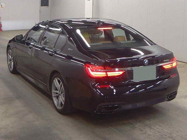 BMW 7 Series 740E IPERFORMANCE M-SPORT