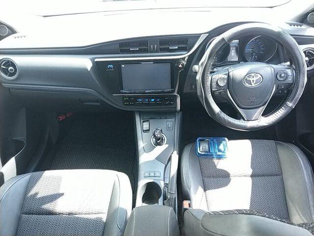 Toyota Auris  HYBRID