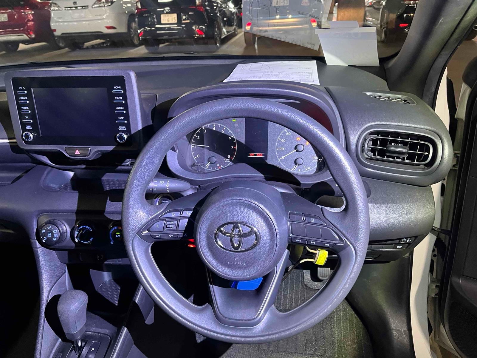 Toyota Yaris X